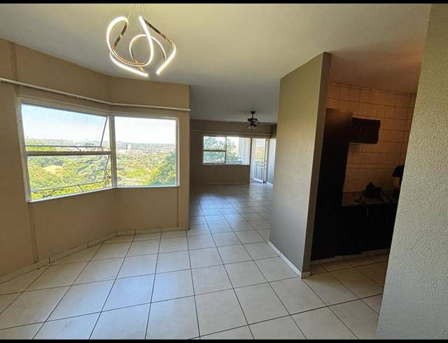 2 BEDROOM APARTMENT FOR SALE IN PRIMROSE HILL